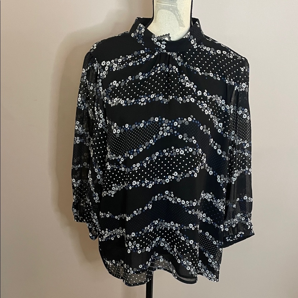 Karl Lagerfeld Paris Black and Blue Floral Blouse – NWT